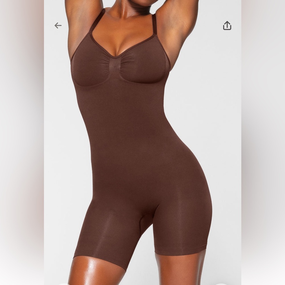 Seamless Sculpt Mid Thigh Bodysuit